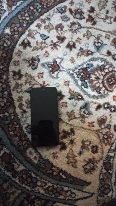 телефон fly bl9103: Xiaomi 13 Pro, цвет - Черный, 
 Сенсорный — 2