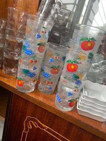 Stəkanlar, rəng - Ağ