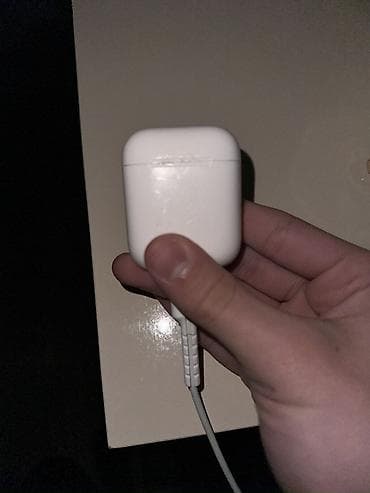 Qulaqcıqlar: Simsiz qulaqlıq dəsti – şarj qabı ilə - Dizayn: Ağ rəngli kompakt — 2