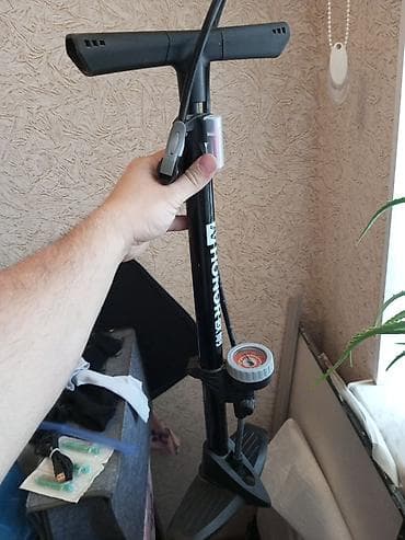 matoru velosiped: Velosiped nasosu – manometrli, ayaq dayaqlı, şlanqlı - Güclü şaquli — 1