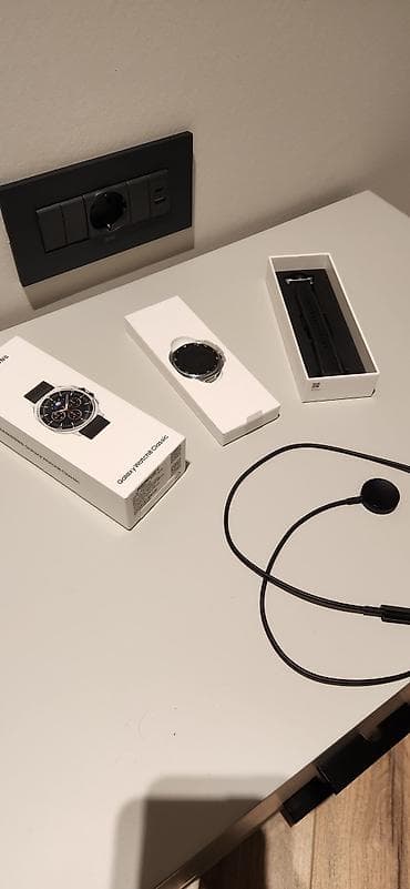 saatlar: İşlənmiş, Smart saat, Samsung, Suya davamlı, rəng - Qara — 6