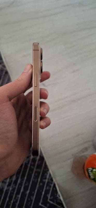 iphon 8 plus: IPhone 16 Pro, Qızılı — 3