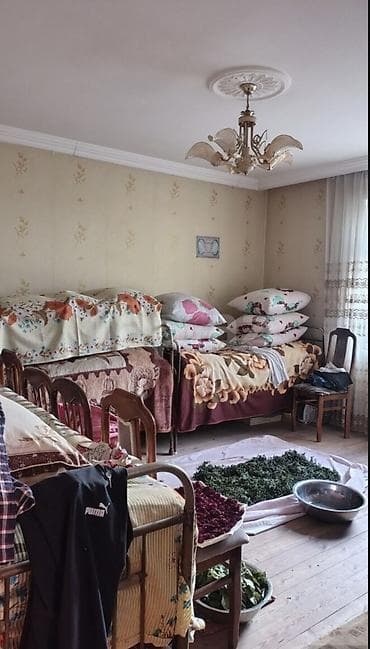 ev: Satılır: Yaşma istiqamətində, dənizə yaxın ərazidə torpaq sahəsi — 9