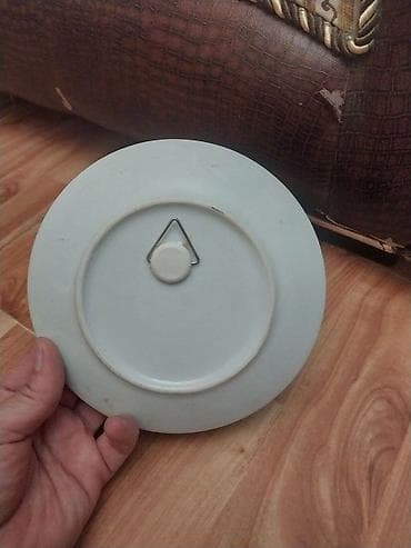 ad gunu ucun dekorlar: Boşqablar, 1 əd, Farfor — 2