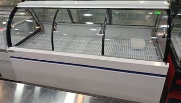 Vitrin tipli soyuducu vitrin - Ön və yan tərəfləri tam şüşəli