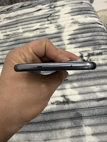 nova 9 se: Tecno Spark, 256 GB, rəng - Qara, Simsiz şarj — 2