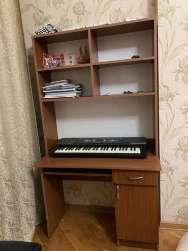 künc rəf: Künc masa, Polkalı, Siyirməli, Teksturalı laminat — 4