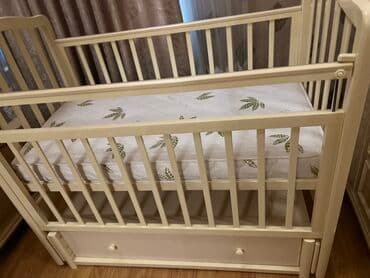 plasmas qutu: Oğlan və qız üçün, Dördbucaq, Beşik, Dəst ilə, Matras ilə, Yellənmə mexanizmsiz — 3