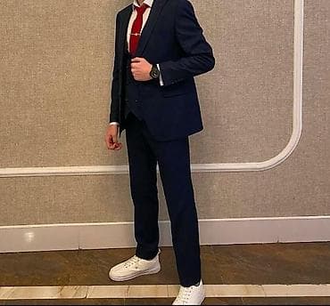 parik satilir: Kostyum . baha alinib . 70 azne satilir .46 olcu. son zen vecer ucun — 6