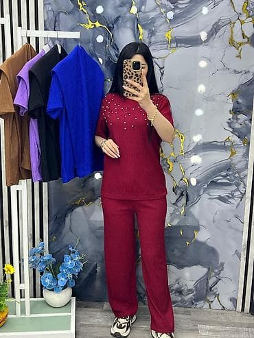 desd paltarlar: Qadınlar üçün iki hissəli gündəlik dəst - Model: qısaqol üst və düz — 2