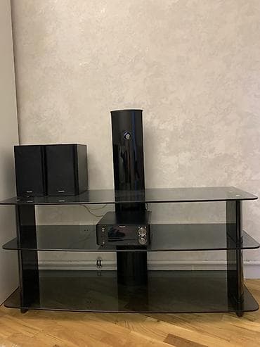 TV altlığı: İşlənmiş, Düz TV altlığı, Polkalı, Şüşəli — 1