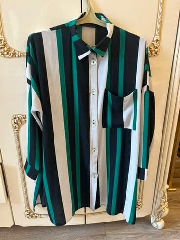 3 duymə koynək: Zolaqlı, uzunqol köynək. Ağ, qara və yaşıl rənglərin kombinasiyası — 1