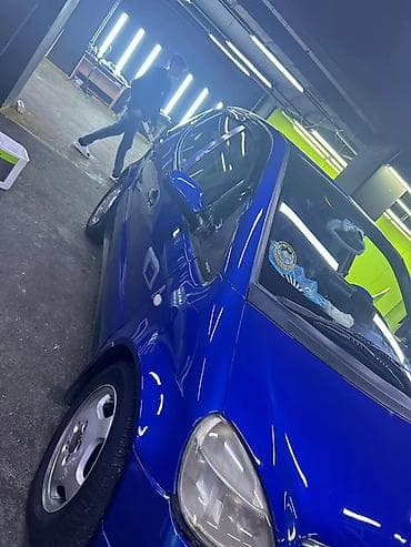 mersedes saat: Mercedes-Benz A-Class (A160) – mavi rəngli hetçbek Xüsusiyyətlər və — 8