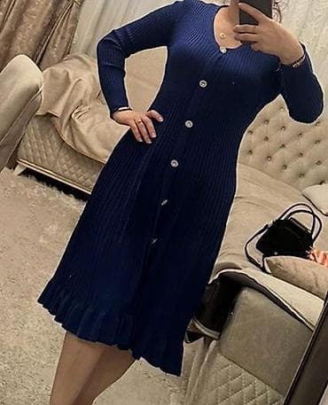 qış donları: Qadın paltarı – trikotaj, düyməli model - Rəng: tünd/kroyal mavi - — 1