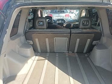 sukan satisi: Nissan X-Trail: 2 l | 2003 il Krossover — 9