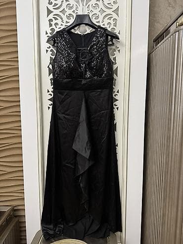 kostumlar: Qadın geyim dəsti və ziyafət donu - İkihissəli dəst: qısaqol üst və — 2