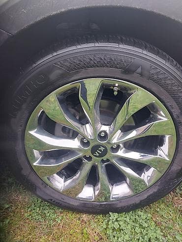 ural təkəri: Disk təkər Kia 235 / 55 / R 19, 5 Boltlu — 2