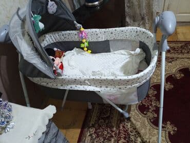 1 ci sinif mekteb levazimatlari: Oğlan və qız üçün, Dördbucaq, Beşik, Dəstsiz, Matras ilə, Yellənmə mexanizm ilə — 1