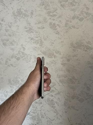iphone 15 pro max ekran: IPhone Xs, 64 GB, Ağ, Face ID — 4