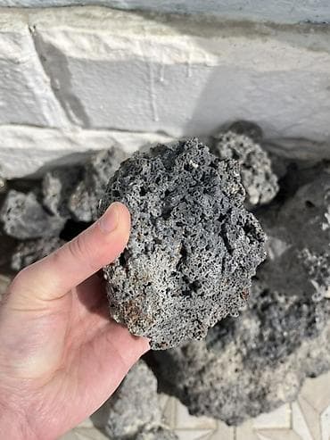 akvamarin daşı qiymeti: AKVARUM üçün tebi vulkanik daşlar akvarum çoz gözel görsenir — 6