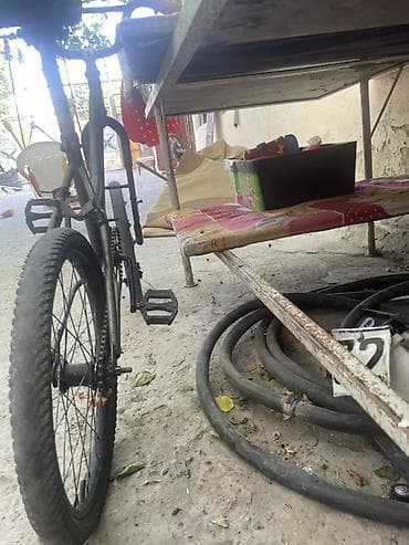 Uşaq velosipedi – BMX üslubunda gövdə Xüsusiyyətlər: - Kiçik ölçülü — 2