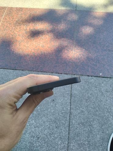 IPhone 14, Qara