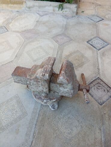 taxta dəzgahı: Metall emalatxanası üçün dəzgah qısqacı (səndəl) - Material: Döküm — 1