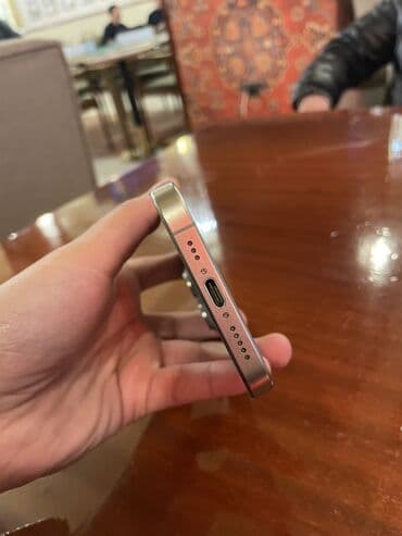 Məişət texnikası: IPhone 15 Pro, 256 GB, Natural Titanium, Simsiz şarj, Face ID — 4
