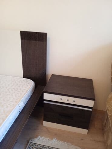 tek yatag: 2 təknəfərlik çarpayı — 4