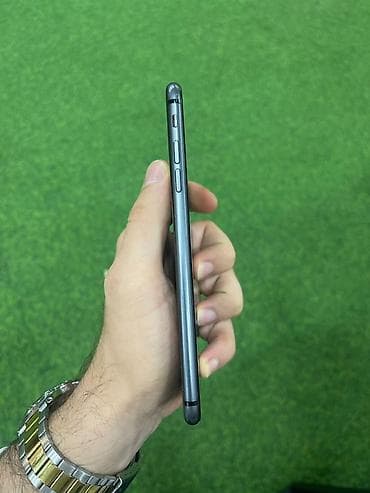 ipad 6 plus: IPhone 8 Plus, 64 GB, Space Gray, Barmaq izi, Simsiz şarj — 5