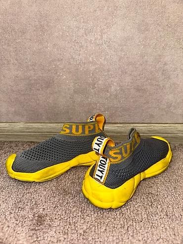 ayaqqabi razmeri 245: Baha alinib.Rahat ayaqqabidir.27 razmer — 2