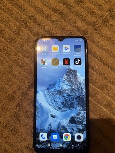 Üzüklər: 2 ci əl problemi yoxdu real aliciya endirim varXiaomi Redmi A1 — 1