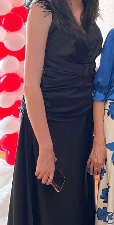 Kokteyl donlar: Las Vegasdan 150 azn alinib, bir defe geyinilib, deffekti yoxdur, L — 2