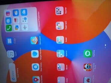 Noutbuk və netbuklar: Huawei Xüsusiyyətlər: - Brend: HUAWEI - Model: AGS6-L09 (etiket — 2