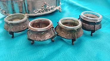 qend: Antik bəzəkli metal şirniyyat/qənd qabı dəsti - Tərkib: 1 böyük — 3