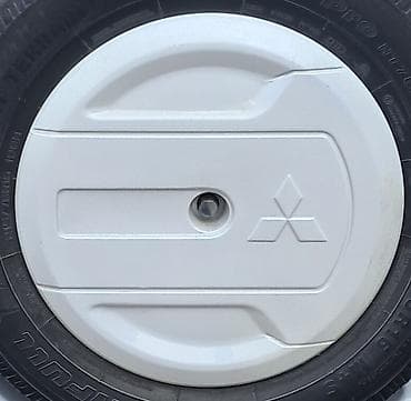 İşlənmiş Kolpak Mitsubishi R 16