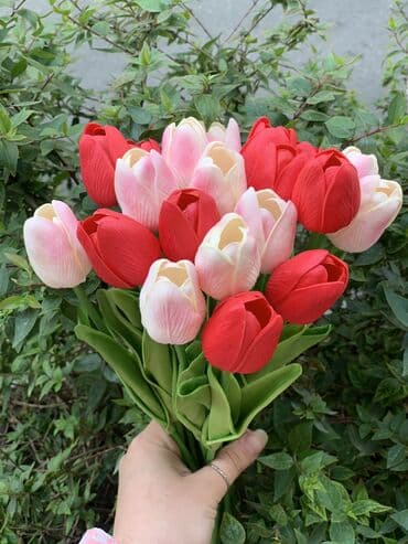 tülpan gülü: Tülpan Gülləri Evinzi və İş yerinizi Təbii güllərdən seçilməyən — 2