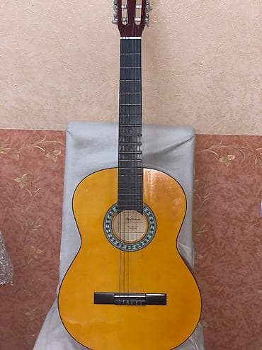 Klassik gitara, Yamaha, İşlənmiş, Ünvandan götürmə lalafo.az -da Klassik gitara, Yamaha, İşlənmiş, Ünvandan götürmə