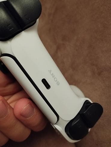 playstation 5 irshad: PlayStation 5 DualSense simsiz oyun pultu (orijinal, ağ-qara) — 5