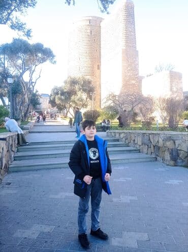 qis ucun koftalar: Qalın qış kurtkası,defekti yoxdu,az geyinilib,yeni kimidi — 1