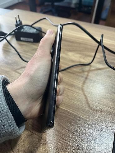 telefon qutuları: Redmi Note 14 Pro, 256 GB, rəng - Qara, Barmaq izi — 8