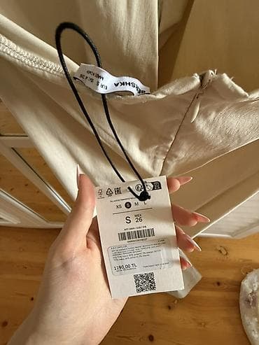 usta geyimi: Gündəlik don, Midi, Bershka, S — 2