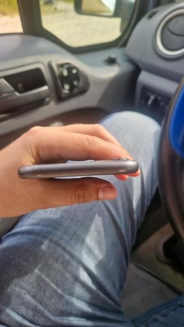 6 plus ekran: IPhone 11, 128 GB, Qara — 3