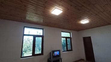 hokmelide satilan evler: Bağ evi satılır, Məhəmmədidə yerəşir,1 otaq, 1 Mətbəx, sanitar qovşağı — 5