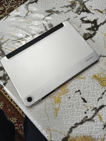 wif: Samsung Galaxy Tab A9+, 11", 64 GB — 6