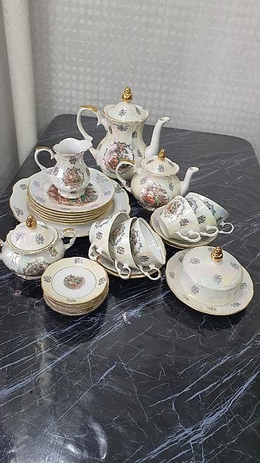 unitaz qapagi: Çay dəsti, Farfor, Almaniya — 1