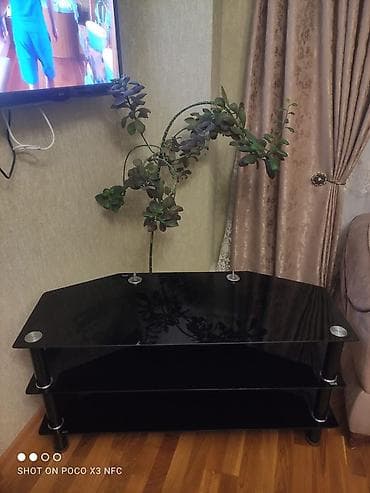 Künc Tv altlığı, Polkalı, Şüşəli