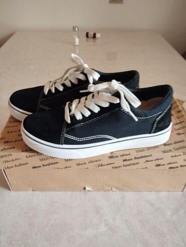 nike qaçış üçün qadın krossovkaları: Ölçü: 38, rəng - Qara, Yeni — 1