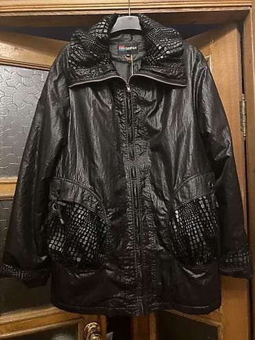 son model kurtkalar: Qadın üçün qara üst geyim – Dayfan brendi. - Material: parıltılı — 1