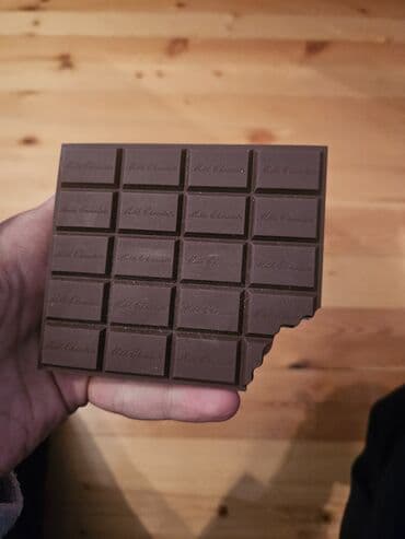 mekteb levazimati: Məhsul: “Chocolate Note Book” – şokolad plitəsi formasında dəftər - — 2